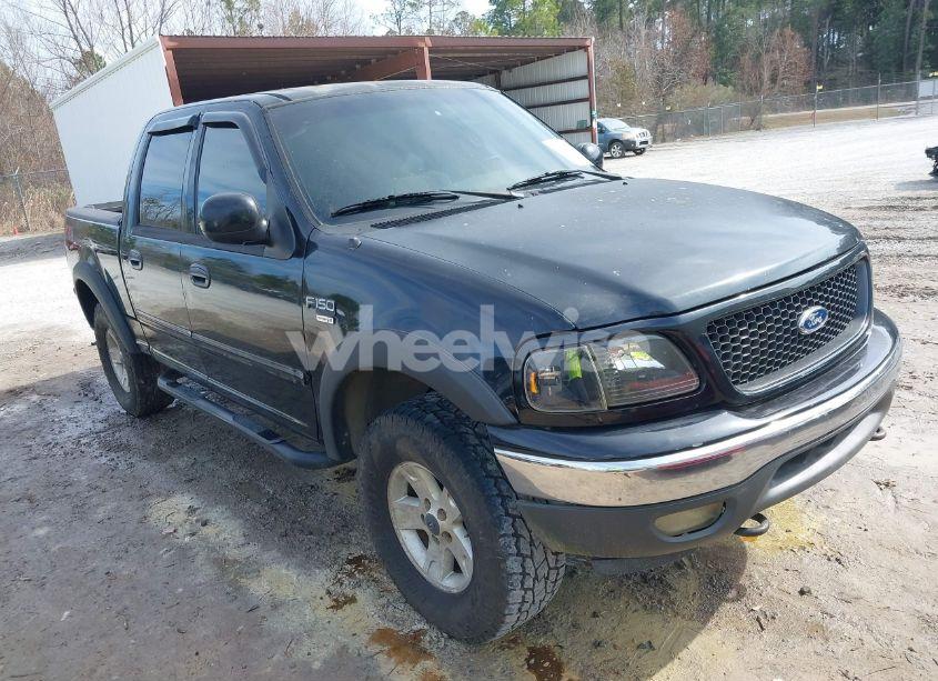 2003 Ford F-150 LARIAT/XLT (VIN 1FTRW08L73KB41905) main photo