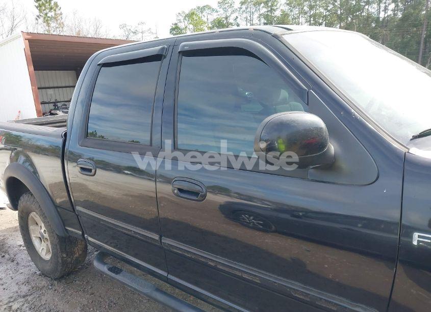 Photo 13 of 2003 Ford F-150 LARIAT/XLT (VIN 1FTRW08L73KB41905)