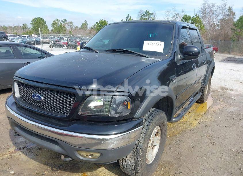 Photo 6 of 2003 Ford F-150 LARIAT/XLT (VIN 1FTRW08L73KB41905)