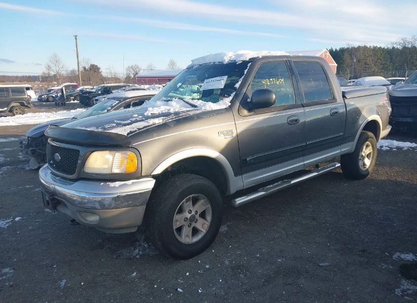 Photo 2 of 2003 Ford F-150 LARIAT/XLT (VIN 1FTRW08L73KB72734)