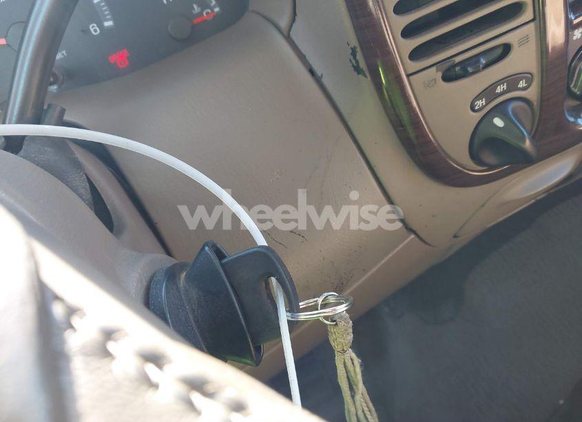 Photo 11 of 2001 Ford F-150 KING RANCH EDITION/LARIAT/XLT (VIN 1FTRW08L81KE20678)