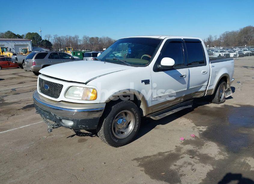 Photo 2 of 2001 Ford F-150 KING RANCH EDITION/LARIAT/XLT (VIN 1FTRW08L81KE20678)