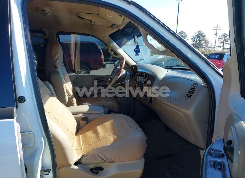 Photo 5 of 2001 Ford F-150 KING RANCH EDITION/LARIAT/XLT (VIN 1FTRW08L81KE20678)