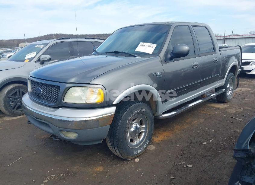 Photo 2 of 2002 Ford F-150 LARIAT/XLT (VIN 1FTRW08L82KC85249)