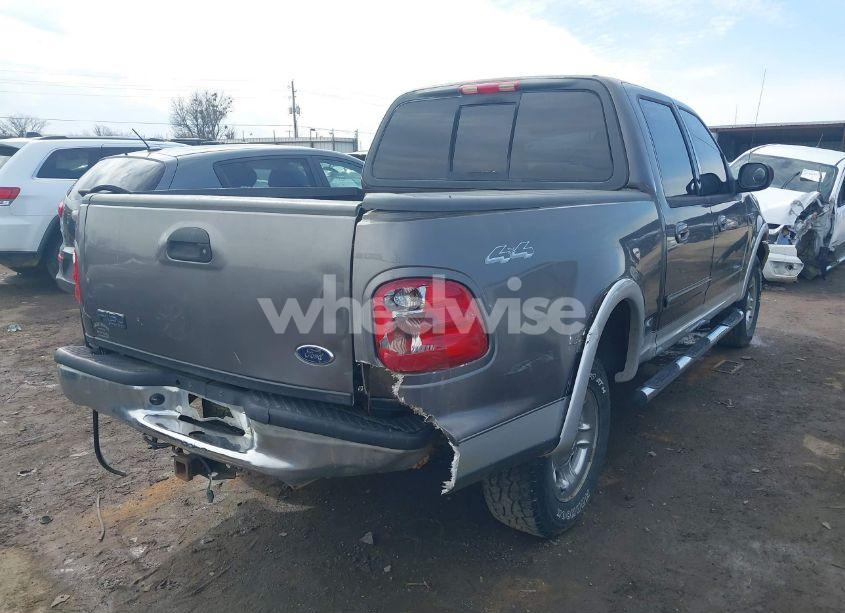 Photo 4 of 2002 Ford F-150 LARIAT/XLT (VIN 1FTRW08L82KC85249)