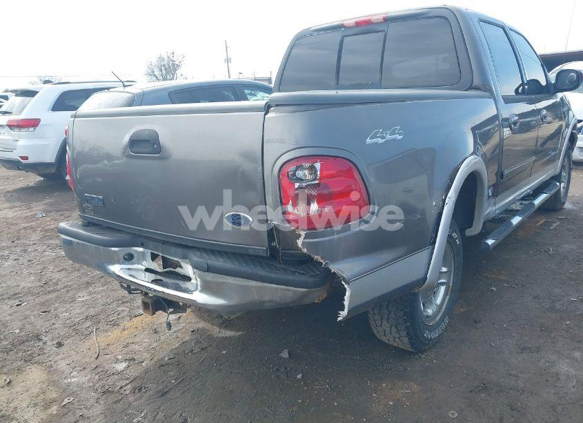 Photo 6 of 2002 Ford F-150 LARIAT/XLT (VIN 1FTRW08L82KC85249)