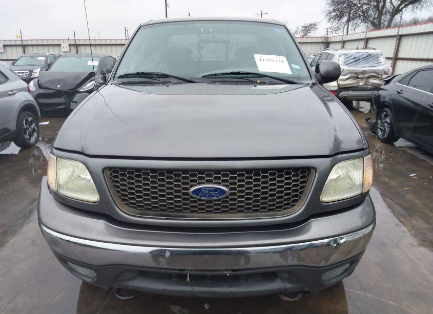 Photo 13 of 2003 Ford F-150 LARIAT/XLT (VIN 1FTRW08L83KB25728)
