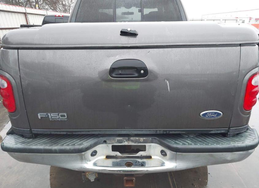 Photo 20 of 2003 Ford F-150 LARIAT/XLT (VIN 1FTRW08L83KB25728)