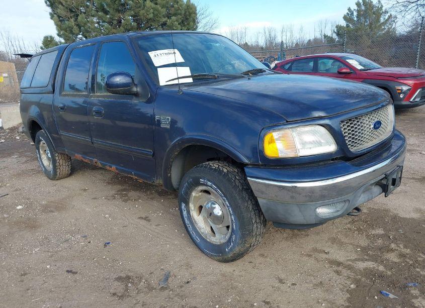 2003 Ford F-150 LARIAT/XLT (VIN 1FTRW08L83KD24892) main photo