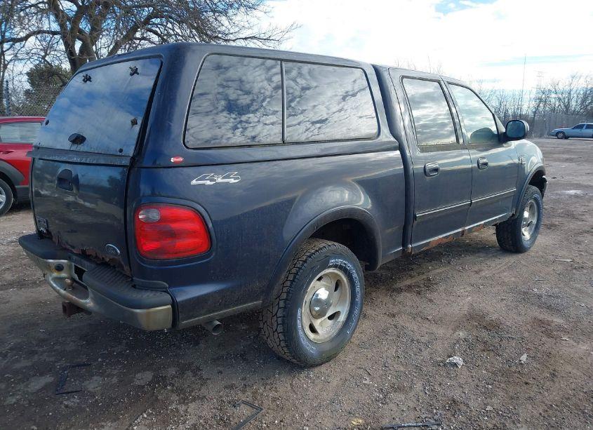 Photo 4 of 2003 Ford F-150 LARIAT/XLT (VIN 1FTRW08L83KD24892)