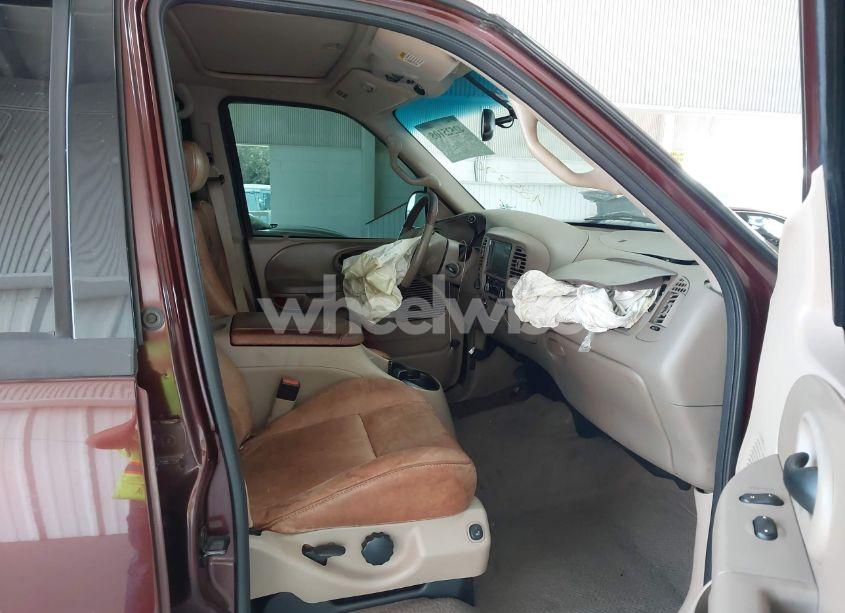 Photo 5 of 2001 Ford F-150 KING RANCH EDITION/LARIAT/XLT (VIN 1FTRW08L91KA85396)