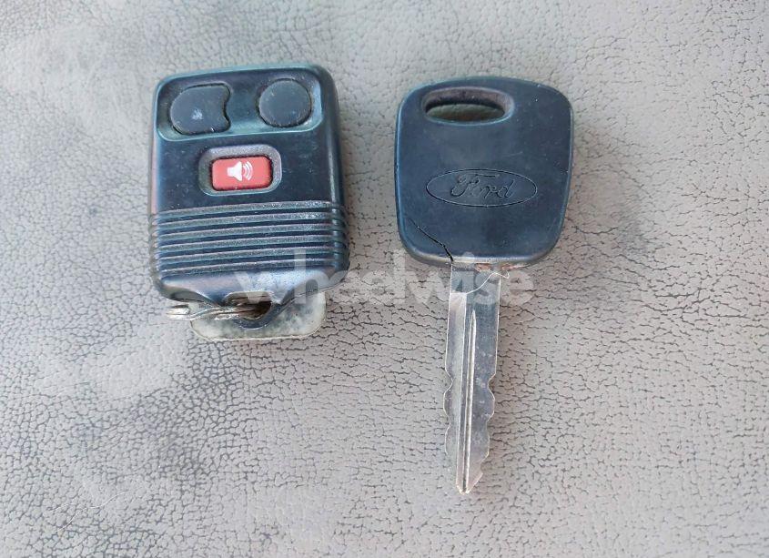 Photo 11 of 2001 Ford F-150 KING RANCH EDITION/LARIAT/XLT (VIN 1FTRW08L91KE31124)