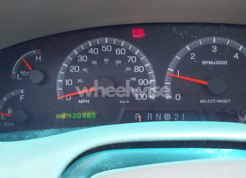 Photo 7 of 2002 Ford F-150 LARIAT/XLT (VIN 1FTRW08L92KA03488)