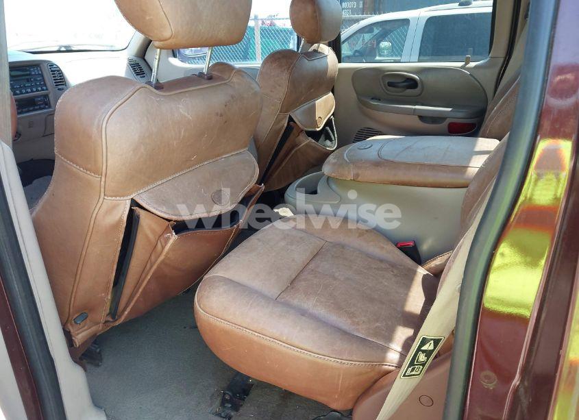 Photo 8 of 2002 Ford F-150 LARIAT/XLT (VIN 1FTRW08L92KA03488)