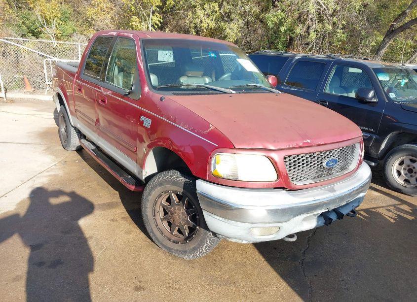 2002 Ford F-150 LARIAT/XLT (VIN 1FTRW08L92KB71681) main photo
