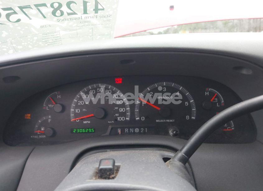 Photo 7 of 2002 Ford F-150 LARIAT/XLT (VIN 1FTRW08L92KD29792)