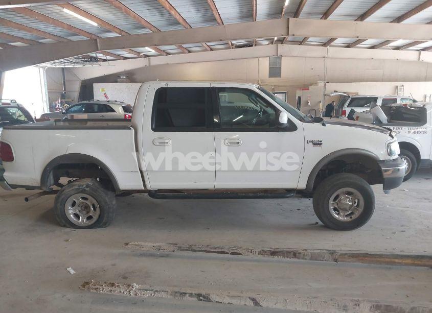 Photo 13 of 2003 Ford F-150 LARIAT/XLT (VIN 1FTRW08L93KA97440)
