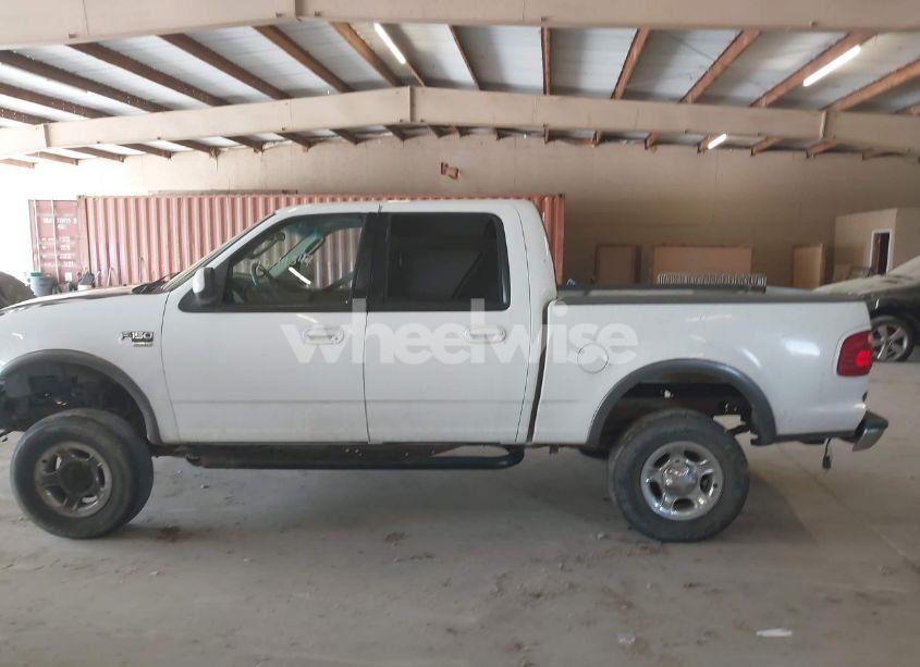 Photo 14 of 2003 Ford F-150 LARIAT/XLT (VIN 1FTRW08L93KA97440)