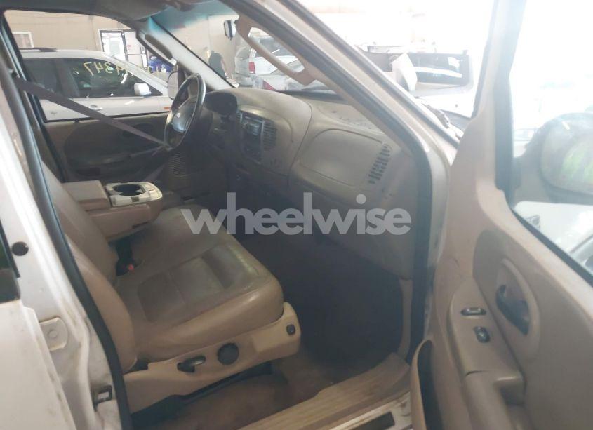 Photo 5 of 2003 Ford F-150 LARIAT/XLT (VIN 1FTRW08L93KA97440)