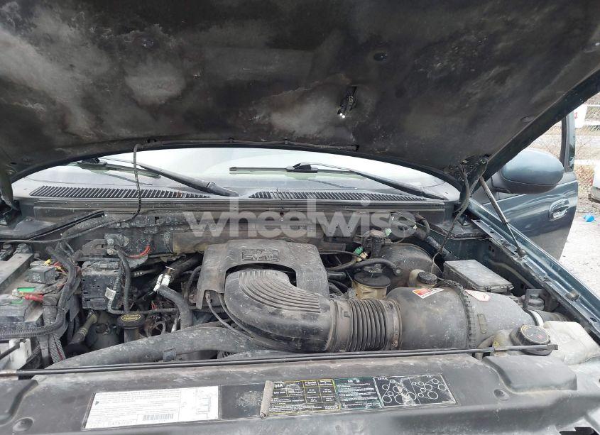 Photo 10 of 2003 Ford F-150 LARIAT/XLT (VIN 1FTRW08L93KB30954)