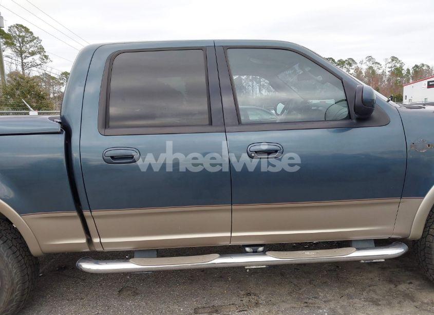 Photo 13 of 2003 Ford F-150 LARIAT/XLT (VIN 1FTRW08L93KB30954)