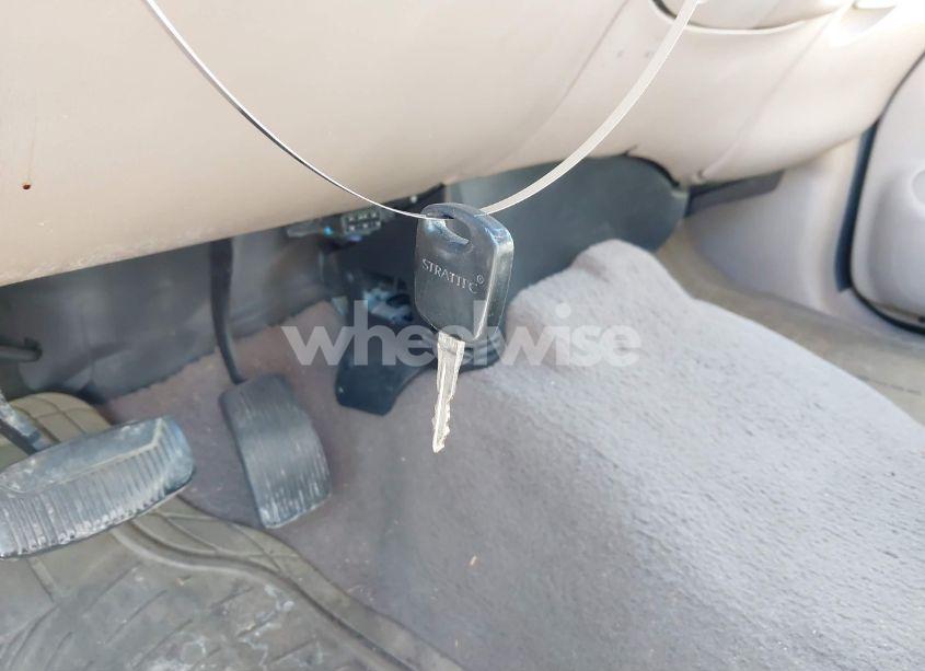 Photo 11 of 2001 Ford F-150 KING RANCH EDITION/LARIAT/XLT (VIN 1FTRW08LX1KF59307)