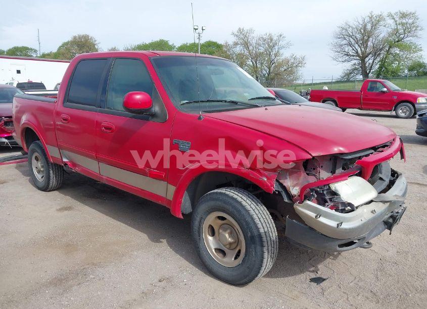 2002 Ford F-150 LARIAT/XLT (VIN 1FTRW08LX2KB58650) main photo