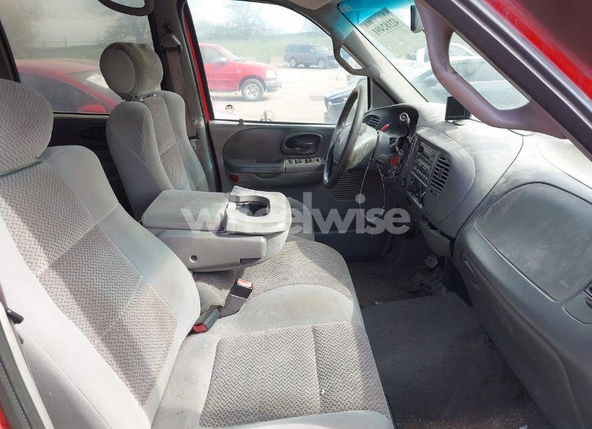 Photo 5 of 2002 Ford F-150 LARIAT/XLT (VIN 1FTRW08LX2KB58650)