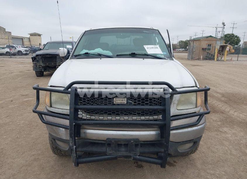 Photo 12 of 2003 Ford F-150 LARIAT/XLT (VIN 1FTRW08LX3KC33106)