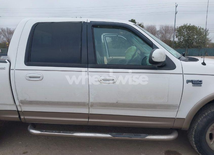 Photo 13 of 2003 Ford F-150 LARIAT/XLT (VIN 1FTRW08LX3KC33106)