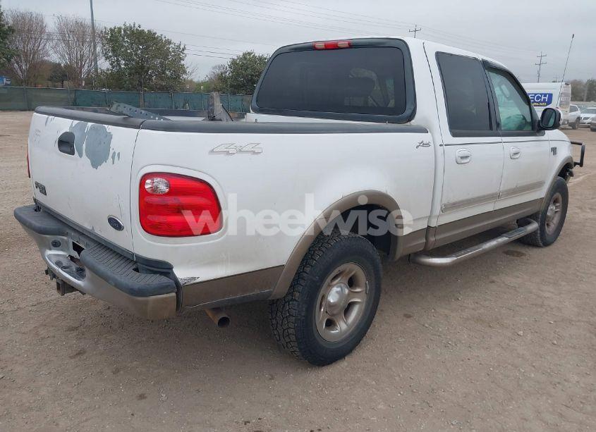 Photo 4 of 2003 Ford F-150 LARIAT/XLT (VIN 1FTRW08LX3KC33106)