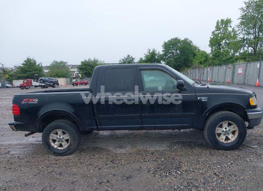 Photo 13 of 2003 Ford F-150 LARIAT/XLT (VIN 1FTRW08LX3KC83164)