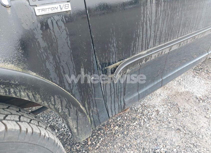 Photo 6 of 2003 Ford F-150 LARIAT/XLT (VIN 1FTRW08LX3KC83164)