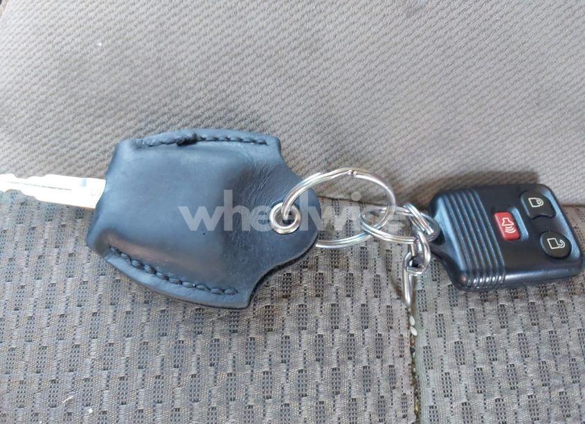 Photo 11 of 2009 Ford F-150 XLT (VIN 1FTRW12819FB47372)