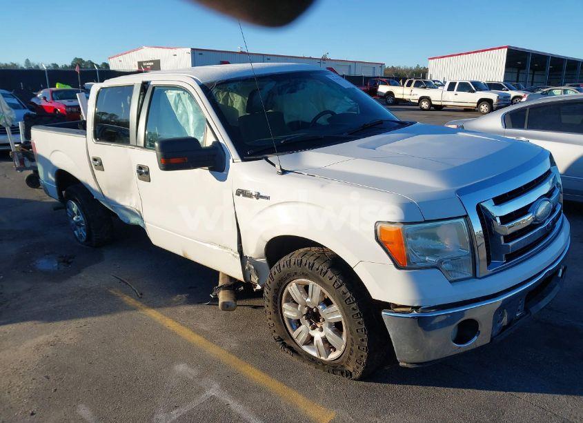 2009 Ford F150 SUPERCREW (VIN 1FTRW12899FB27144) main photo