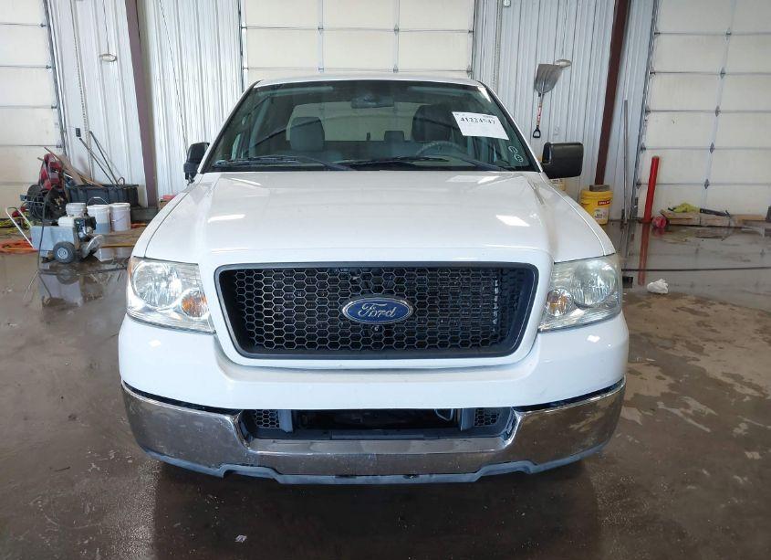 Photo 12 of 2004 Ford F-150 XLT (VIN 1FTRW12W04KC80266)