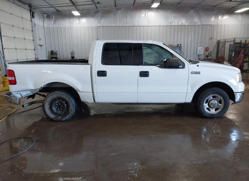 Photo 13 of 2004 Ford F-150 XLT (VIN 1FTRW12W04KC80266)