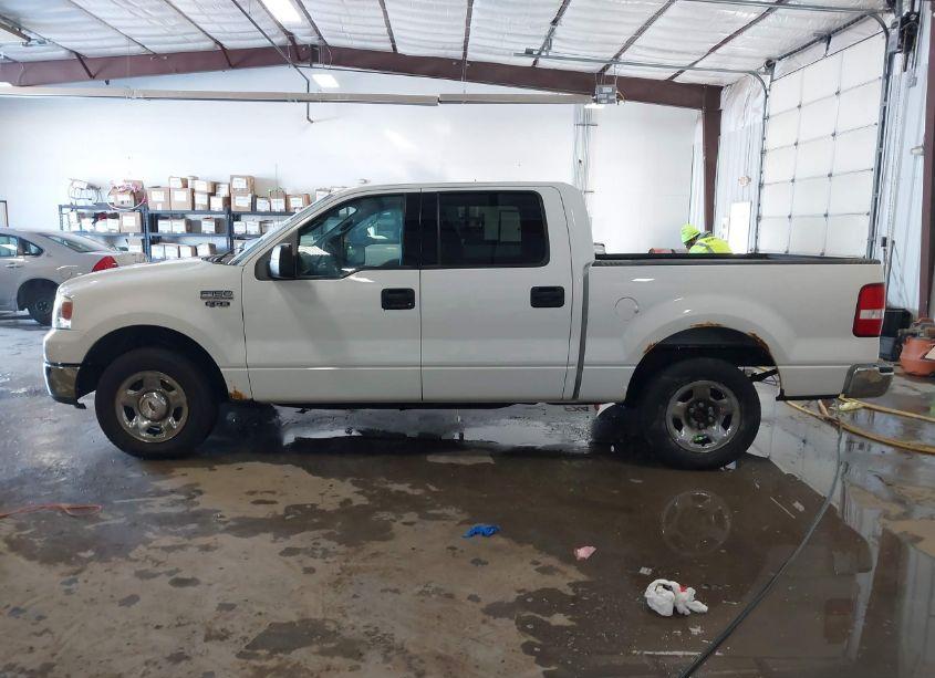 Photo 14 of 2004 Ford F-150 XLT (VIN 1FTRW12W04KC80266)