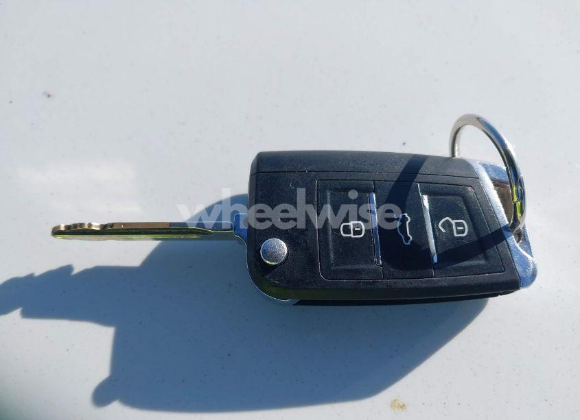 Photo 11 of 2004 Ford F-150 XLT (VIN 1FTRW12W04KD04226)