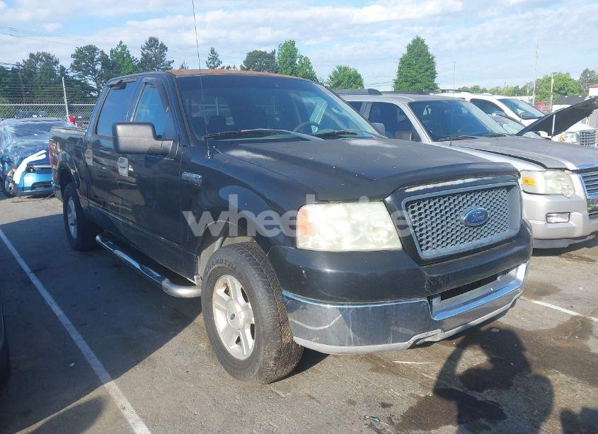 2004 Ford F-150 XLT (VIN 1FTRW12W04KD23892) main photo