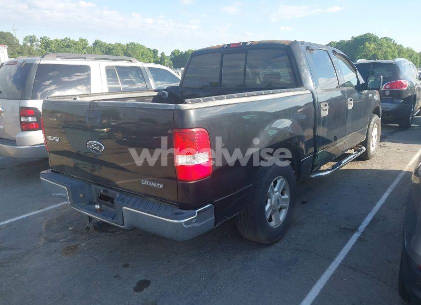 Photo 4 of 2004 Ford F-150 XLT (VIN 1FTRW12W04KD23892)