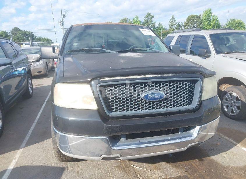 Photo 6 of 2004 Ford F-150 XLT (VIN 1FTRW12W04KD23892)