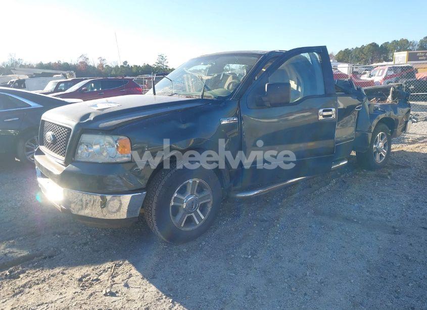 Photo 2 of 2005 Ford F-150 XLT (VIN 1FTRW12W05KD57977)