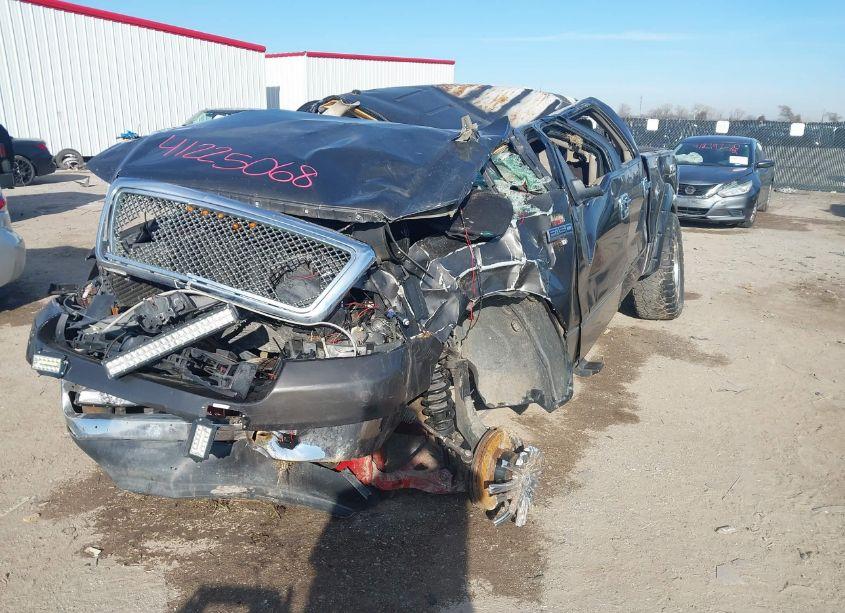 Photo 2 of 2006 Ford F-150 XLT (VIN 1FTRW12W06KD52733)