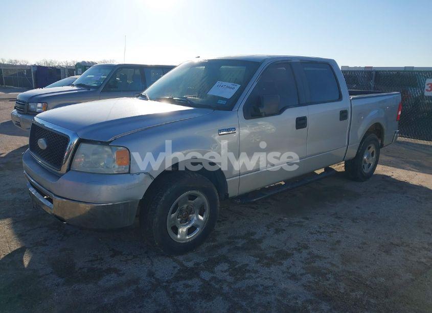 Photo 2 of 2007 Ford F-150 XLT (VIN 1FTRW12W07KC66467)
