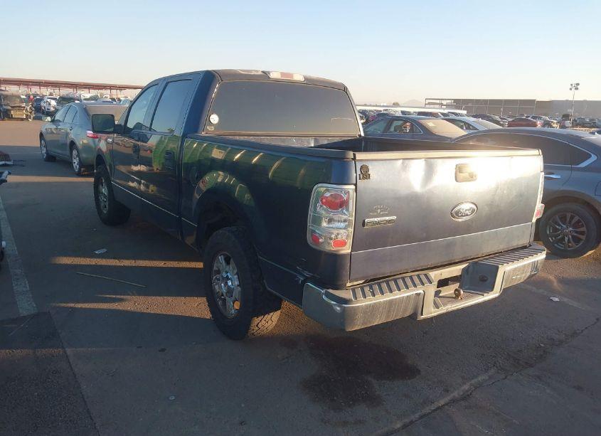 Photo 3 of 2004 Ford F-150 XLT (VIN 1FTRW12W14KD52091)