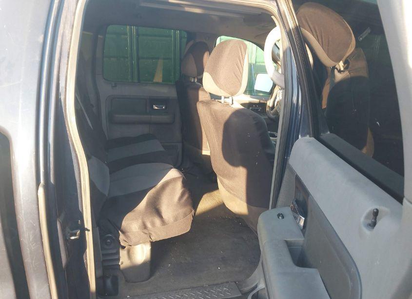 Photo 8 of 2004 Ford F-150 XLT (VIN 1FTRW12W14KD52091)