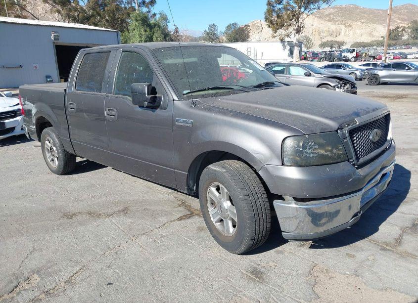 2007 Ford F-150 XLT (VIN 1FTRW12W17KC37124) main photo