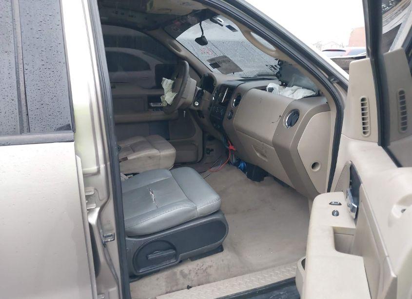 Photo 5 of 2004 Ford F-150 XLT (VIN 1FTRW12W24KC50881)