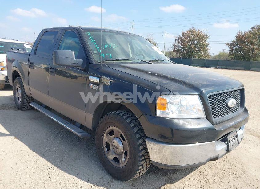 2005 Ford F-150 XLT (VIN 1FTRW12W25FB67686) main photo